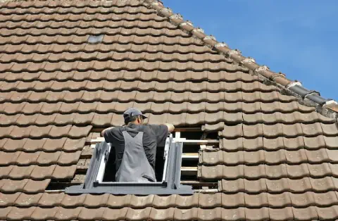 Pose de velux - Pouillé les Côteaux